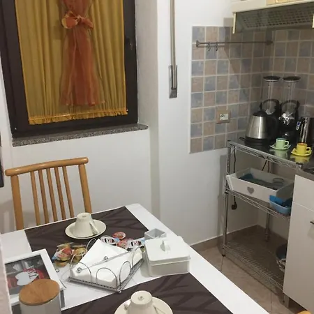 Alojamento de Acomodação e Pequeno-almoço Murighessa Olbia